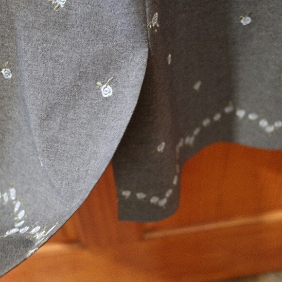 Talbots Gray Embroidered Floral Shift Dress Plus Size 20W Elegant Flowy Chic - Picture 9 of 16